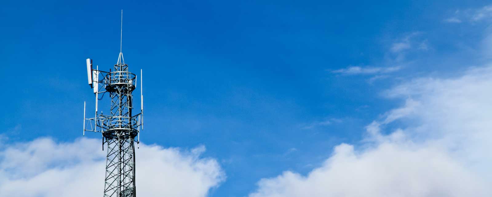 TETRA over Satellite OR Radio over Satellite 